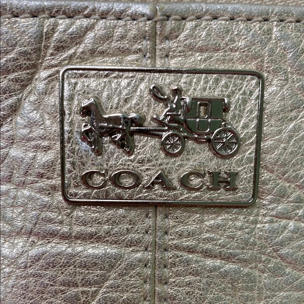 Coach Wristlet Metallic Champagne Leather‎